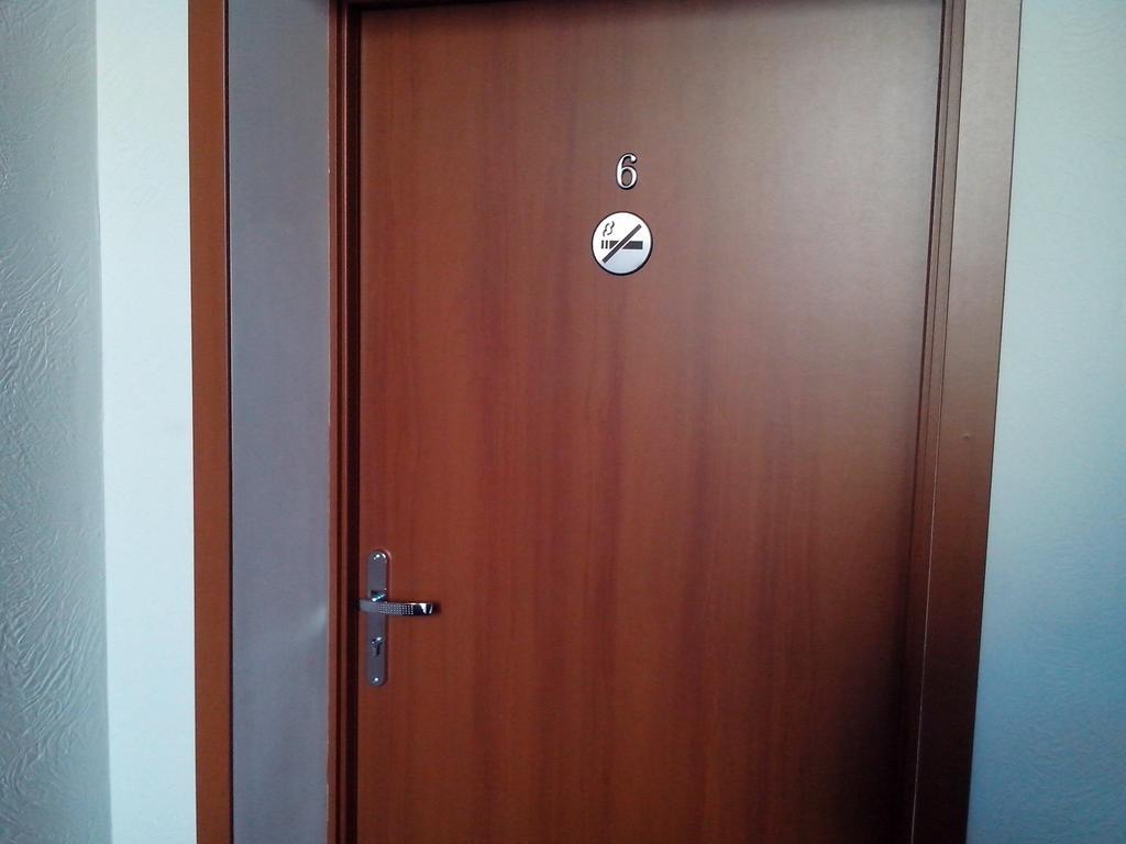 Apartamenty Na Borodinskoi Kaliningrad Buitenkant foto