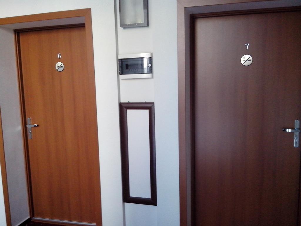 Apartamenty Na Borodinskoi Kaliningrad Buitenkant foto