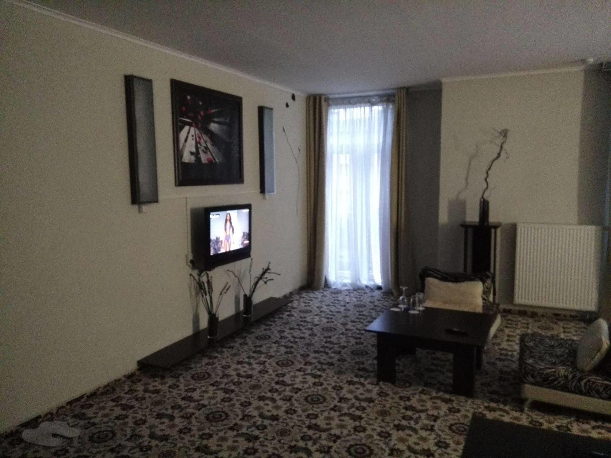 Apartamenty Na Borodinskoi Kaliningrad Buitenkant foto